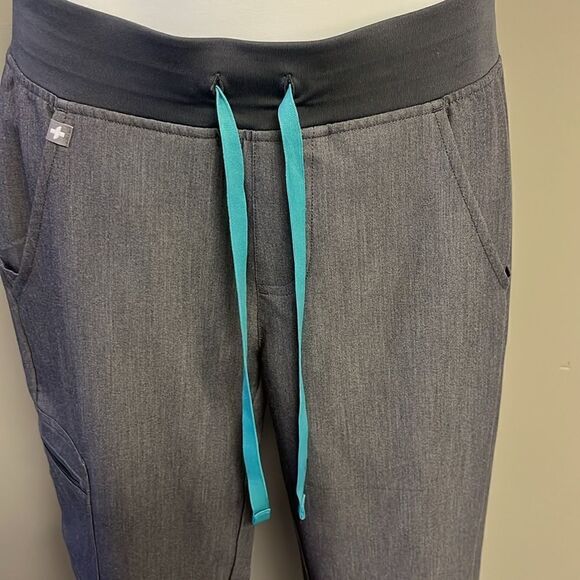 FIGS Heather Grey High Waisted Jogger Medical Scrub Pull-On Cargo Pant-XS - Picture 8 of 16